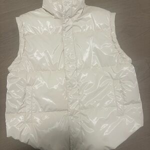 Aerie Oversized Shine Puffer Vest size M